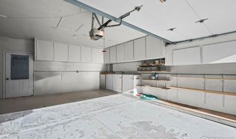 19 Douglas Dr N, Broomfield, CO 80020