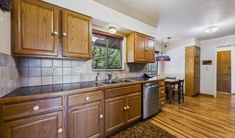 2361 Buttermilk Ln, Arcata, CA 95521