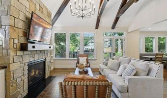132 Interlachen Rd, Hopkins, MN 55343