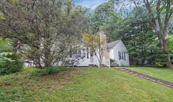 165 Grosvenor St, Athens, OH 45701