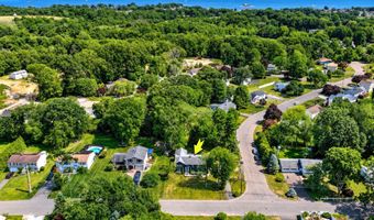 11 Ark Rd, Branford, CT 06405