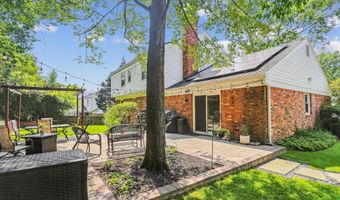 8600 FOX RUN, Potomac, MD 20854