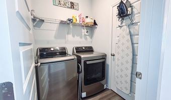 1667 SE Arnold Dr, Allenhurst, GA 31301