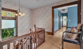 50 Portsmouth Rd, Amesbury, MA 01913