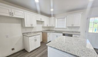 902 Lockett Station Rd, Albany, GA 31707
