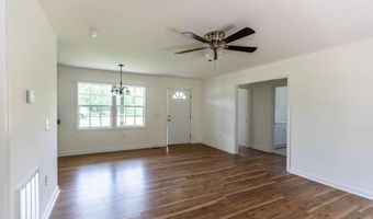 212 Cornfield Ln, Appomattox, VA 24522