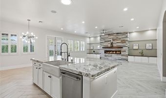 10820 Woodstream Ct, Las Vegas, NV 89135