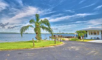 117 HOLIDAY Ln, Auburndale, FL 33823