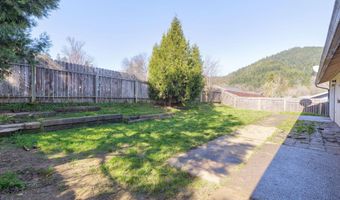 314 Outback Ln, Glendale, OR 97442