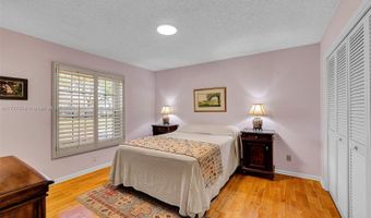 444 Glenbrook Dr, Atlantis, FL 33462