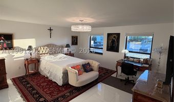 9350 W Bay Harbor Dr 5C, Bay Harbor Islands, FL 33154