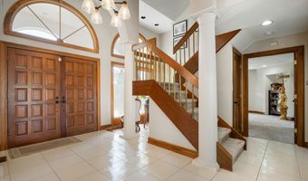 6520 Forrest Commons Blvd, Indianapolis, IN 46227