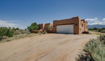 135 Los Rios Rd, Arroyo Hondo, NM 87513