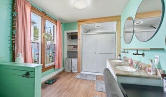 329 W 5th St, Auburn, IN 46706