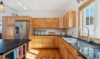 118 Sawyer Hill Rd, Canaan, NH 03741