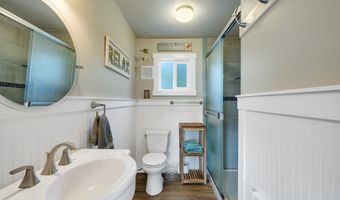 25915 BEACH Dr, Rockaway Beach, OR 97136