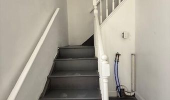183 Market St, Amsterdam, NY 12010