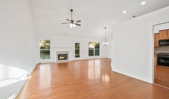 723 York View Dr, Auburn, GA 30011