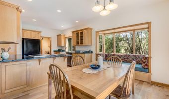 2309 NW Eastes St, Bend, OR 97703