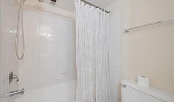 7401 WESTLAKE Ter 607, Bethesda, MD 20817