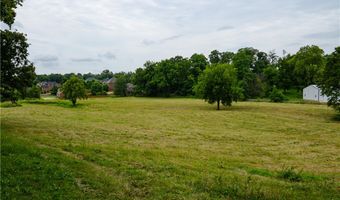 Ozark Acres Drive, Bentonville, AR 72713