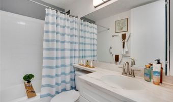 2121 Ala Wai Blvd 4106, Honolulu, HI 96815