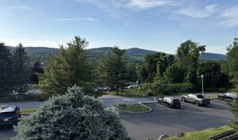 3 Spyglass Hl 4, Alloway, NJ 07462