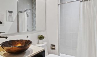 652 L St NE 1, Washington, DC 20002