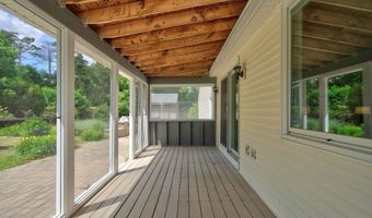 10 Hemlock Rd, Andover, MA 01810