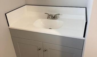 285 Mt Hope Dr, Albany, NY 12202