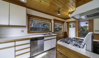 126 Nursery St, Ashland, OR 97520