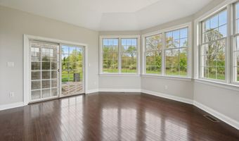 1840 Tapadera Dr, Ann Arbor, MI 48103
