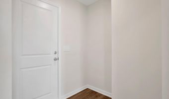 208 Buggy Top Ln, Autryville, NC 28318