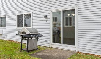 565 Clark Ave APT 17, Bristol, CT 06010