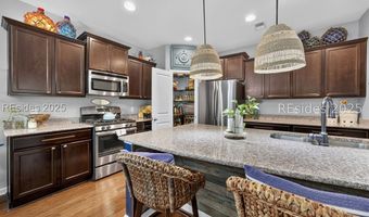 5 Pioneer Pt, Bluffton, SC 29910