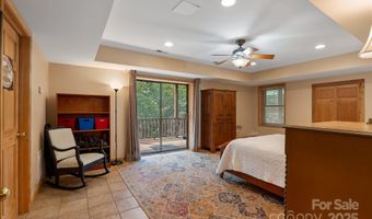 150 Avondale Ridge Rd, Asheville, NC 28803