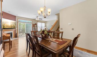 6738 158th St W, Apple Valley, MN 55124