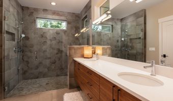 2100 NW Newport Hills Dr, Bend, OR 97703