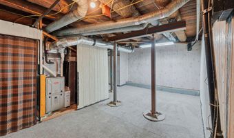 305 W 7Th St, Auburn, IN 46706