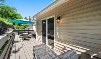 170 Cascade Terrace Dr, Ballwin, MO 63021