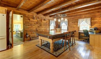 85 Plainfield Pike, Foster, RI 02825