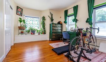 45 High St, Burrillville, RI 02859