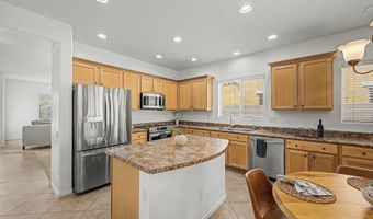 896 E LA COSTA Pl, Chandler, AZ 85249