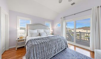 706 S BAY Ave, Beach Haven, NJ 08008