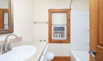 1134 Rapids St, Adel, IA 50003