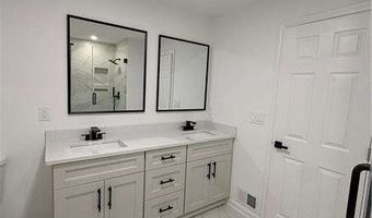 6211 Emerald Springs Dr SE, Acworth, GA 30102