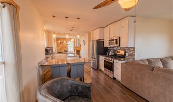 5919 Lake Rd W, Ashtabula, OH 44004