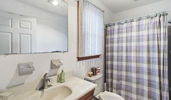 1553 Windward Ave, Beachwood, NJ 08722