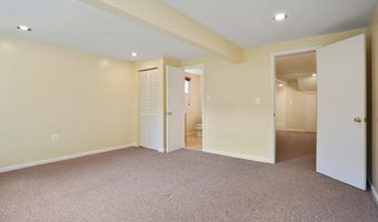 12027 DEVILWOOD Dr, Potomac, MD 20854