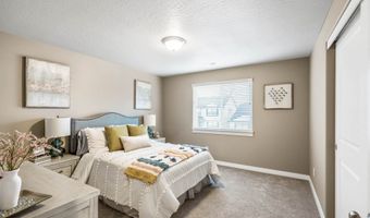 5204 Cedar View Dr, Springfield, OR 97478